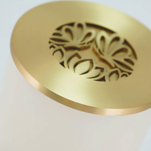 Cascade Scatter™ Geneva, Ivory, Butterfly