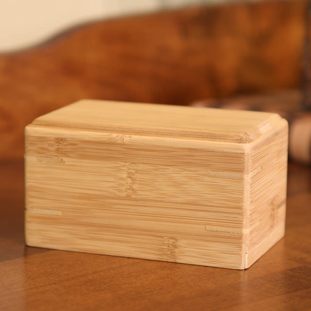 Bamboo Box, Petite Urn