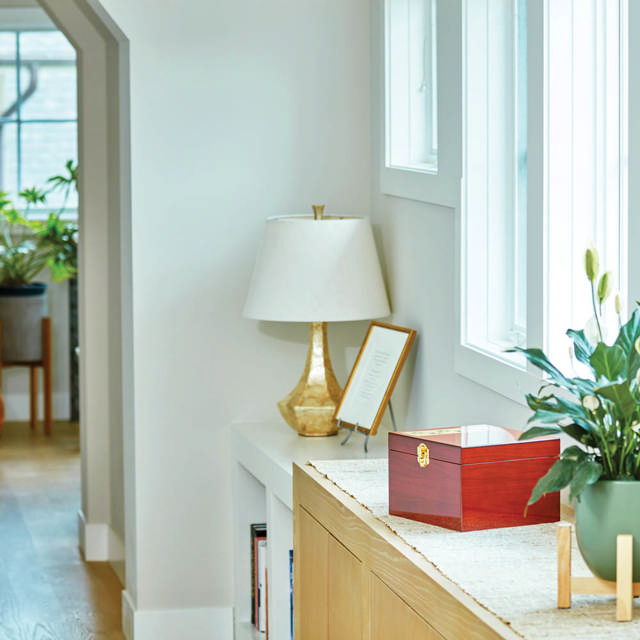 Paw Print Memento Chest